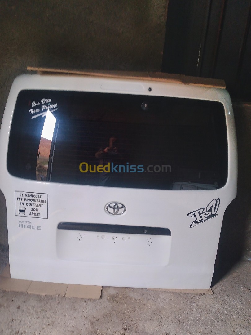 Porte Fourgon Toyota Hiace