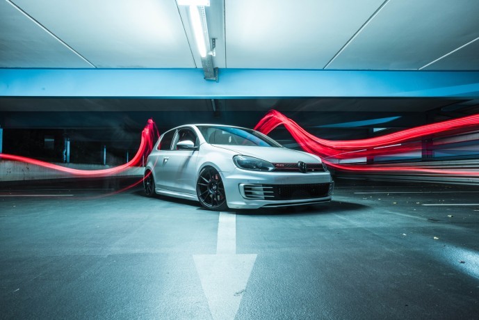 Chrysler Town and Country white color